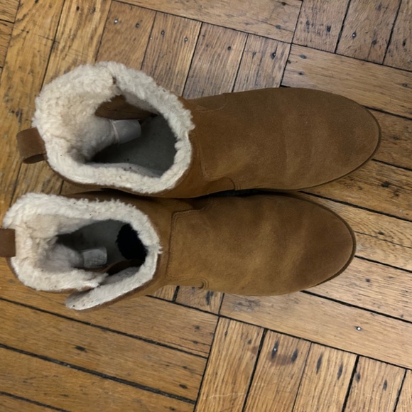 UGG\'s Boots size 10/women 11 main image 5